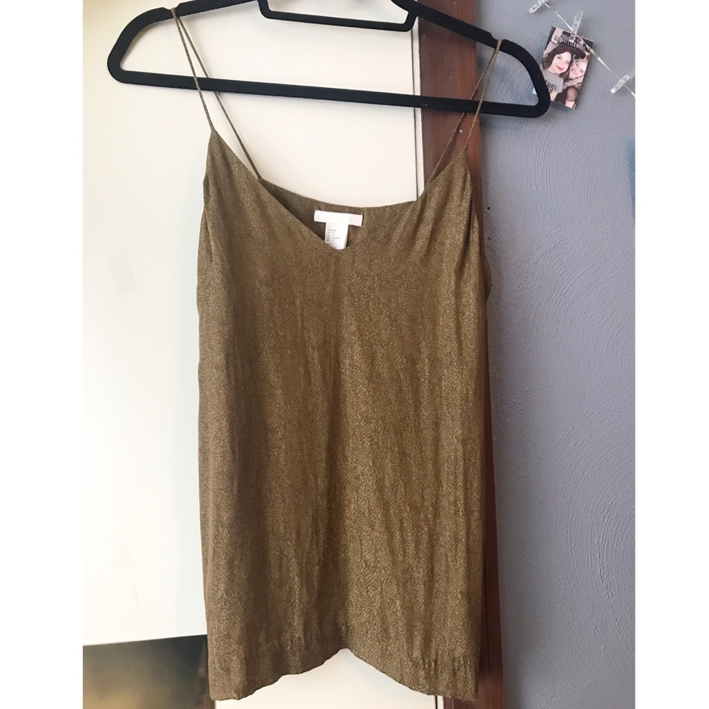 H&M olive green top